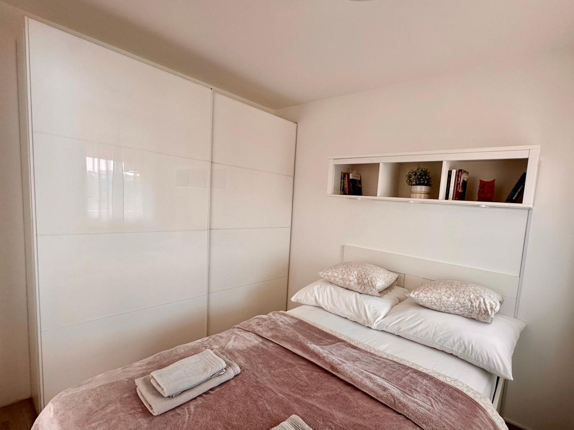 Break - Private Garage, Ac, Balcony Appartamento Budapest