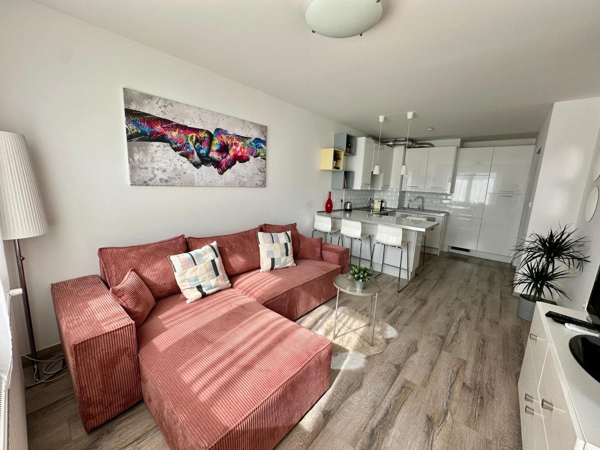 Break - Private Garage, Ac, Balcony Appartamento